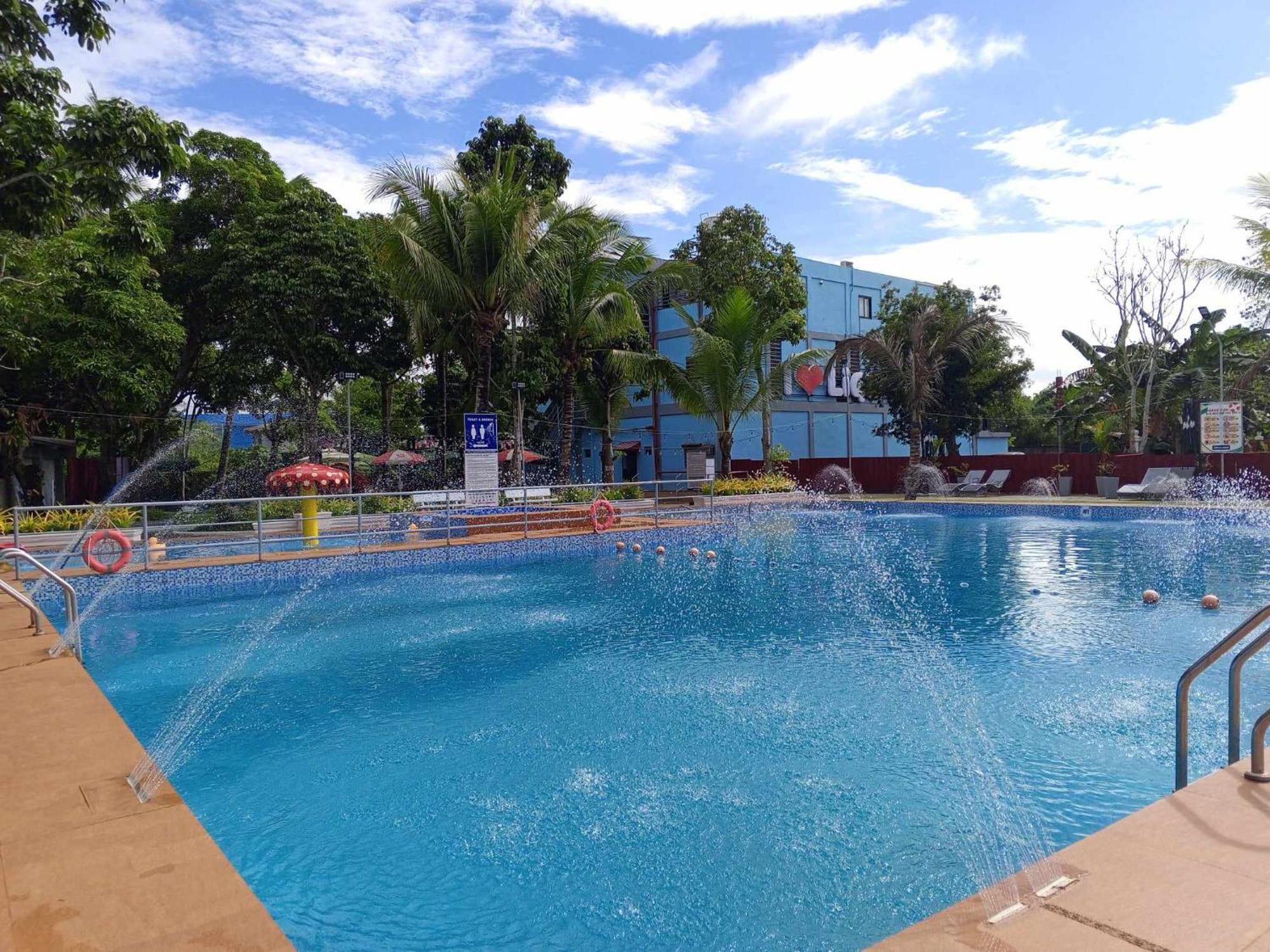 Elizabeth Hotel - Naga Pili  Buitenkant foto