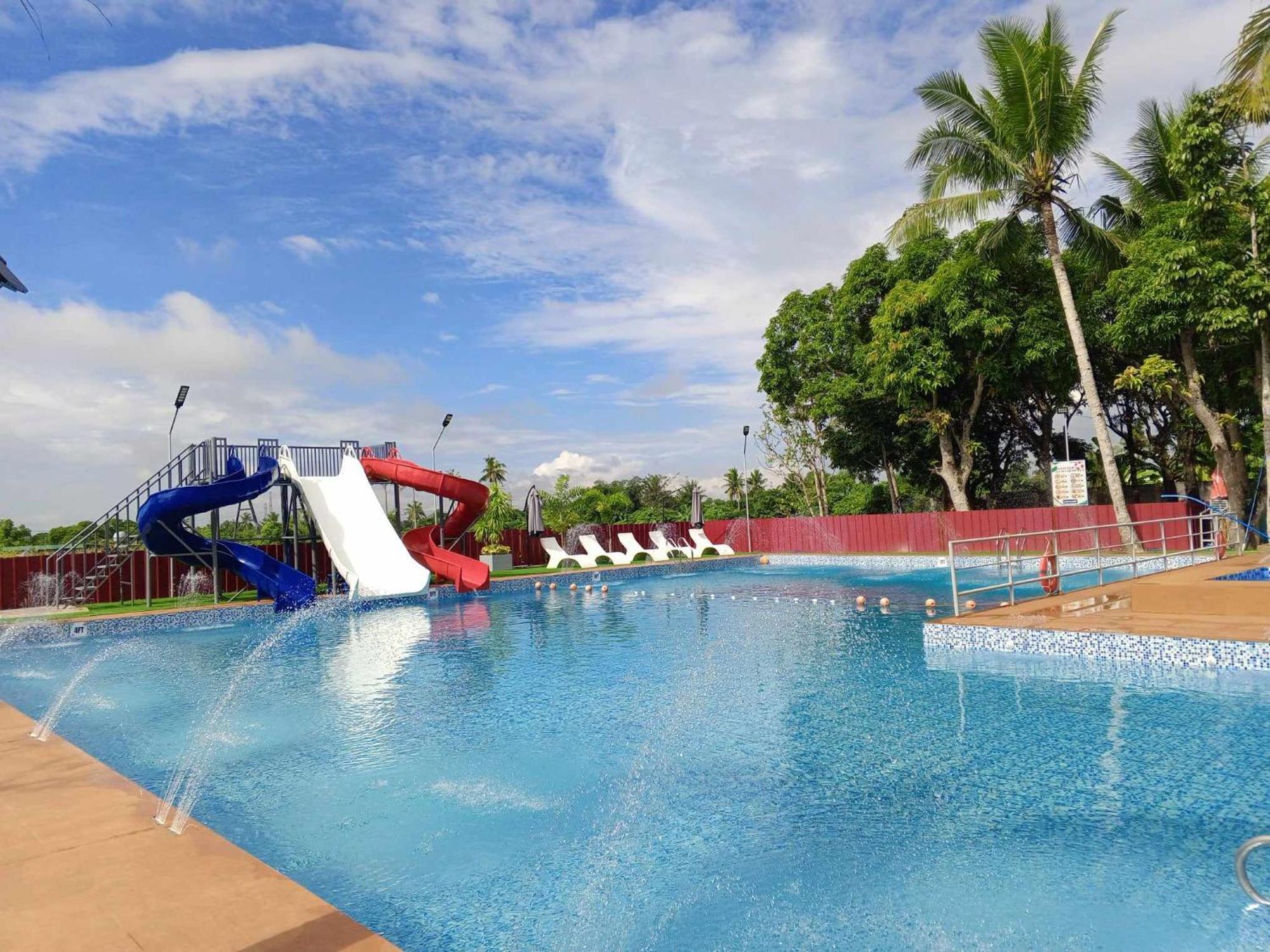 Elizabeth Hotel - Naga Pili  Buitenkant foto
