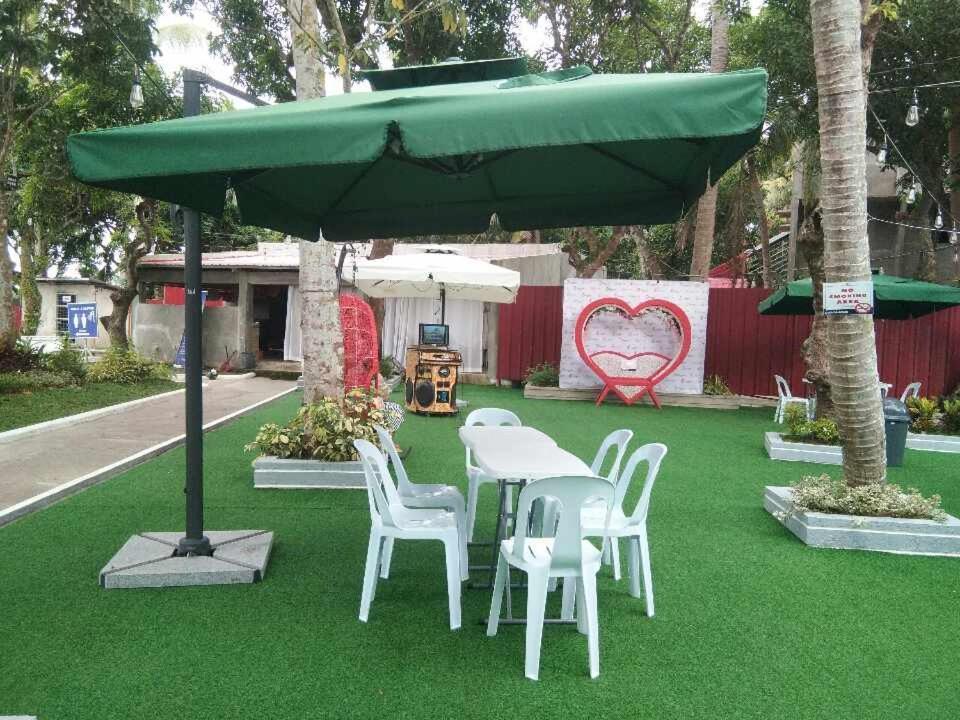 Elizabeth Hotel - Naga Pili  Buitenkant foto