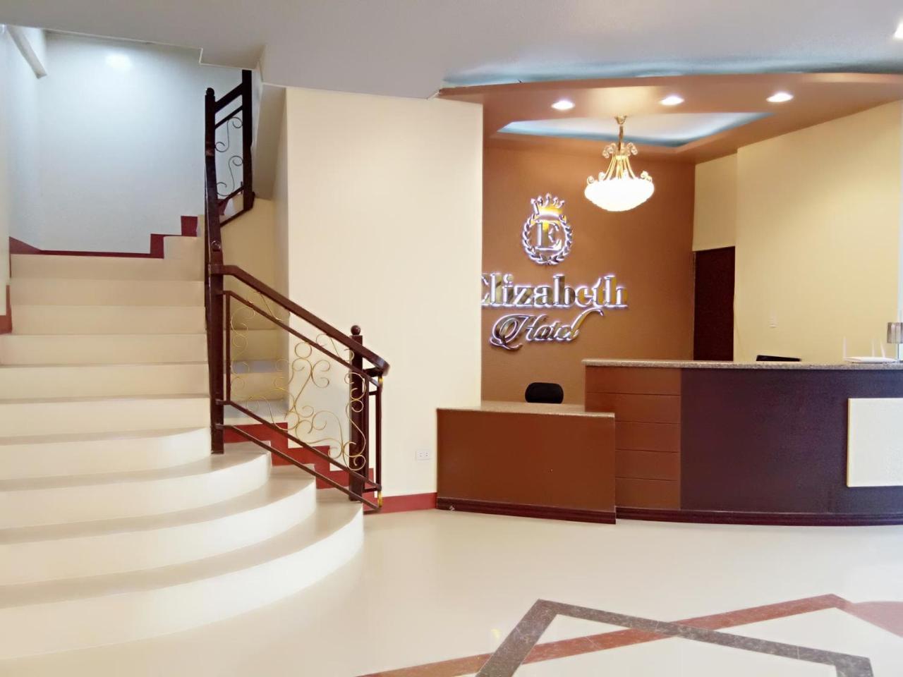 Elizabeth Hotel - Naga Pili  Buitenkant foto